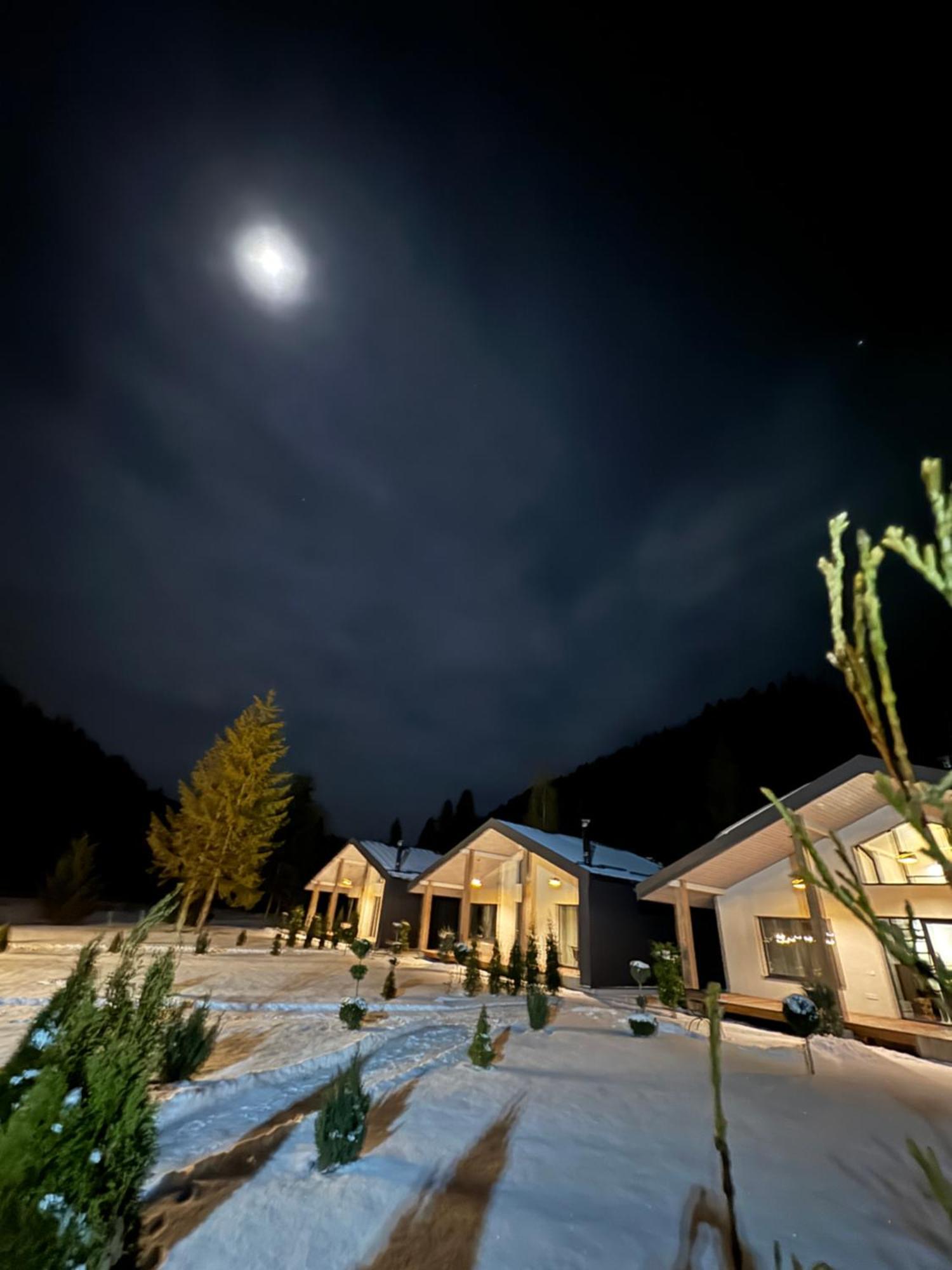 River Rest สลาฟสเก ภายนอก รูปภาพ